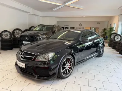 Gebraucht Mercedes C63 AMG AMG 517 PS (380 kW) 2012 Schwarz