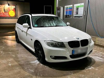 gebraucht BMW 320 d // E91