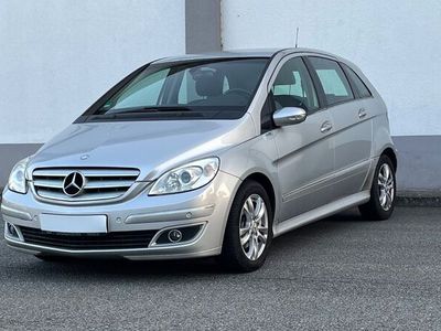 Mercedes B200