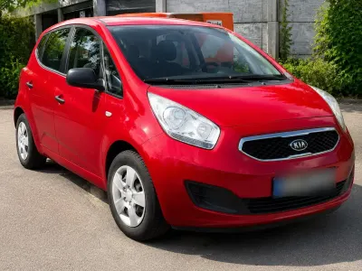 Gebraucht Kia Venga 125 PS (91 kW) 2010 Rot Kleinwagen