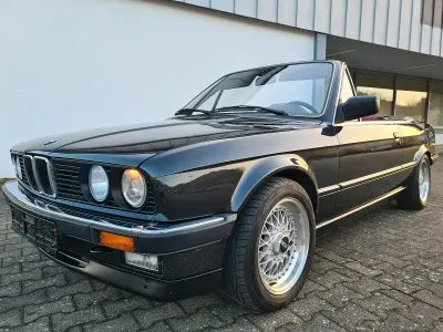 Gebraucht BMW 325 Cabriolet 170 PS (125 kW) 1989 Schwarz Cabrio