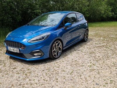 gebraucht Ford Fiesta 1,5 EcoBoost ST mit Leder-Exklusiv-Pa...