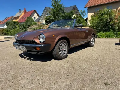 Gebraucht Fiat 124 Spider 105 PS (77 kW) 1983 Braun Cabrio