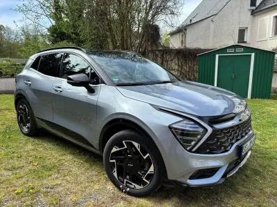 Używany Kia Sportage GT 265 KM (194 kW) 2023 Srebrny SUV