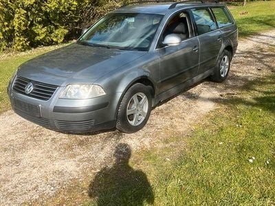 Gebraucht VW Passat 131 PS (96 kW) 2004 Grau Kombi