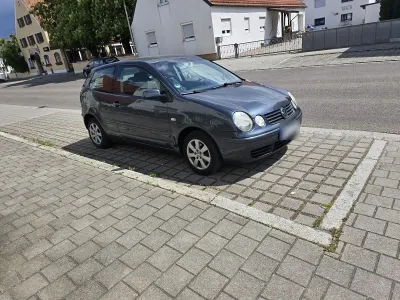 Gebraucht VW Polo 63 PS (46 kW) 2005 Blau Kleinwagen