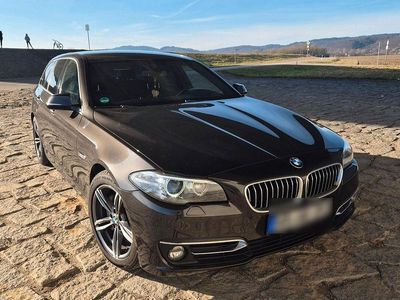 Second-hand BMW 525 Luxury Line 218 CP (160 kW) 2014 Maro Break