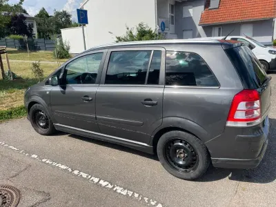 Gebraucht Opel Zafira Sport 140 PS (102 kW) 2010 Grau Van / Kleinbus