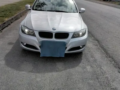 Gebraucht BMW 320 170 PS (125 kW) 2010 Grau Kombi
