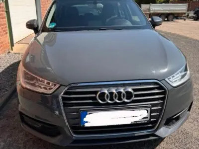 Gebraucht Audi A1 90 PS (66 kW) 2016 Grau Kleinwagen