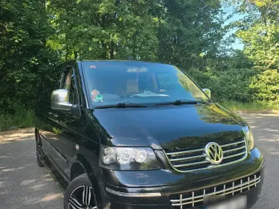 Gebraucht VW Multivan Highline 174 PS (127 kW) 2009 Schwarz Van / Kleinbus