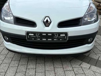 gebraucht Renault Clio 1.6 16V Klima Sitzheizung TÜV Neu