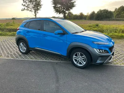 Gebraucht Hyundai Kona 120 PS (88 kW) 2022 Andere farben SUV
