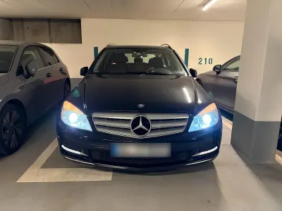 Gebraucht Mercedes C350 231 PS (169 kW) 2010 Schwarz Kombi