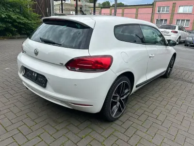 Gebraucht VW Scirocco 122 PS (89 kW) 2009 Weiß Coupé