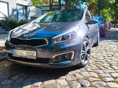 Gebraucht Kia Ceed Platinum 135 PS (99 kW) 2017 Grau Kleinwagen