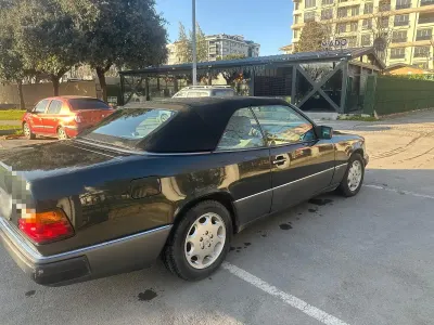 Gebraucht Mercedes 300 1993 Schwarz Cabrio