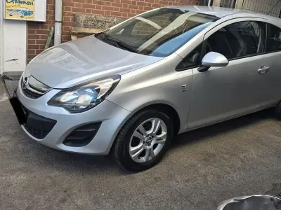 Gebraucht Opel Corsa Active 87 PS (63 kW) 2014 Grau Kleinwagen