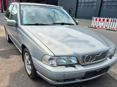 Gebraucht Volvo S70 144 PS (105 kW) 1996 Silber Limousine