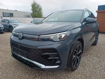 Używany VW Tiguan R-line 150 KM (110 kW) 2024 Szary SUV