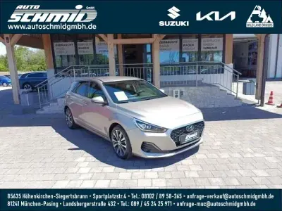 Gebraucht Hyundai i30 Premium 140 PS (102 kW) 2019 Beige Limousine