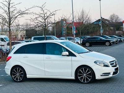 Mercedes B180