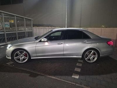 Gebraucht Mercedes E220 Edition 170 PS (125 kW) 2015 Silber Limousine