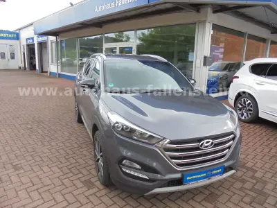 Gebraucht Hyundai Tucson Passion Plus 136 PS (100 kW) 2018 Grau SUV