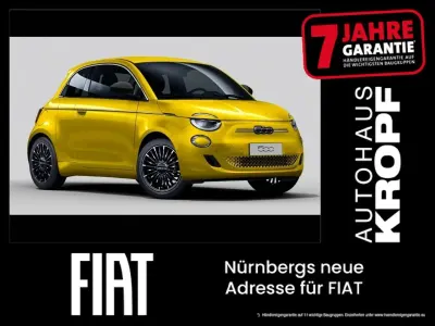 Nouă Fiat 500e La Prima 86 kW (118 CP) 2026 Galben Berlinǎ