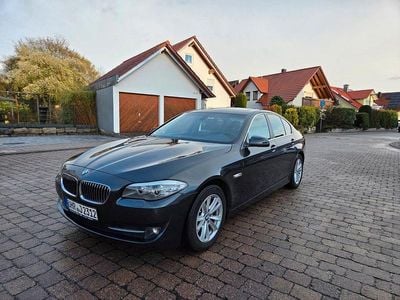 Gebraucht BMW 523 204 PS (150 kW) 2011 Grau Limousine