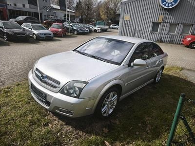 Usata Opel Vectra 211 CV (155 kW) 2005 Argento Berlina