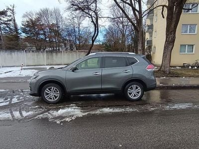 Gebraucht Nissan X-Trail N-Connecta 177 PS (130 kW) 2017 Grau SUV