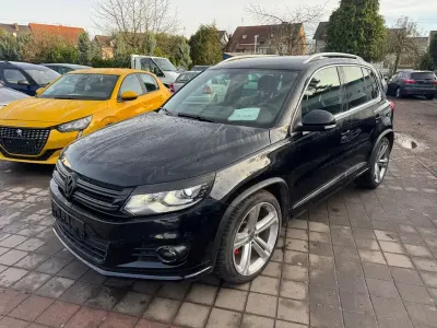 Używany VW Tiguan Sportline 211 KM (155 kW) 2012 Czarny SUV