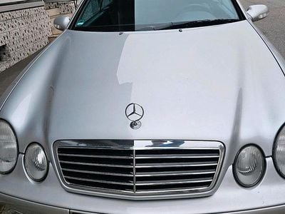 Silber Gebraucht 2003 Mercedes CLK200 Cabrio | 5.800 €