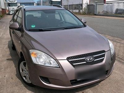 Gebraucht Kia Ceed 116 PS (85 kW) 2010 Grau Kleinwagen