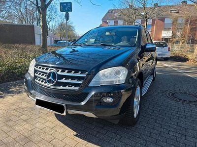 Gebraucht Mercedes ML300 2009 Schwarz SUV