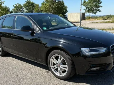 Gebraucht Audi A4 Attraction 150 PS (110 kW) 2015 Schwarz Kombi