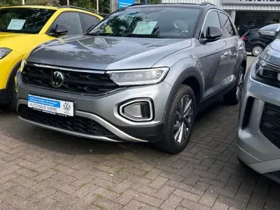 Gebraucht VW T-Roc Goal 150 PS (110 kW) 2025 Silber SUV