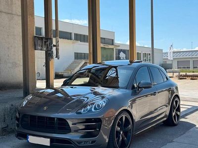 Grau Gebraucht 2015 Porsche Macan S SUV | 25.500 € (Fairer Preis)