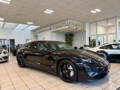 Schwarz Gebraucht 2023 Porsche Taycan Sport Turismo Limousine | 81.850 € (Guter Preis)