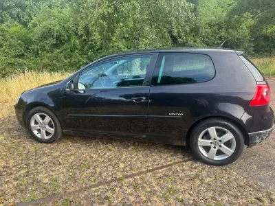 Gebraucht VW Golf VI United 102 PS (75 kW) 2008 Schwarz Kleinwagen