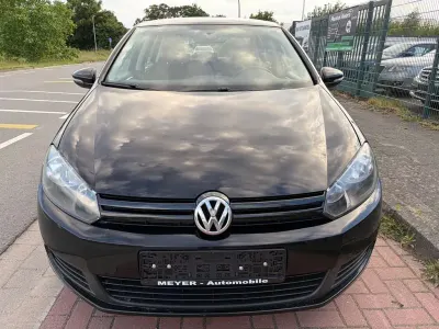 Gebraucht VW Golf VI 80 PS (58 kW) 2011 Schwarz Kleinwagen