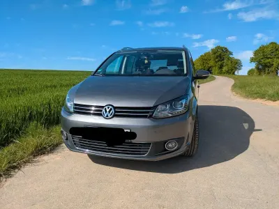 Gebraucht VW Touran Highline 140 PS (102 kW) 2012 Grau Van / Kleinbus