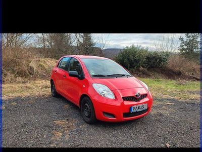 Gebraucht Toyota Yaris Cool 101 PS (74 kW) 2009 Rot Kleinwagen