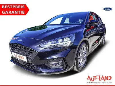 Gebraucht Ford Focus ST-Line 155 PS (114 kW) 2021 Schwarz Limousine