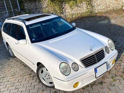 Gebraucht Mercedes E430 Avantgarde 279 PS (205 kW) 2001 Weiß Limousine