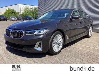 gebraucht BMW 520 520 i Limousine Luxury Line Navi HUD AHK Sportsitze Bluetooth Vollleder Klima PDC