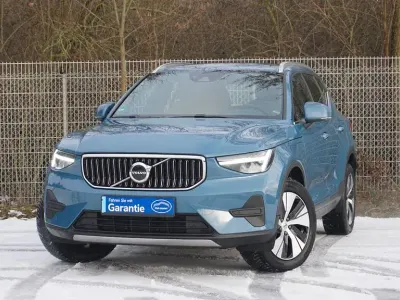 Second-hand Volvo XC40 211 CP (155 kW) 2022 Albastru SUV