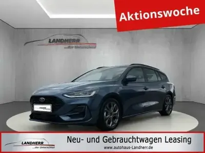 Gebraucht Ford Focus ST-Line 120 PS (88 kW) 2025 Chroma blau (metallic) Kombi