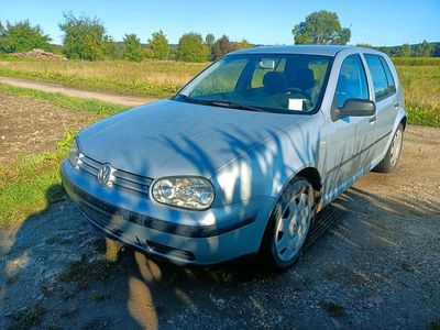 VW Golf IV
